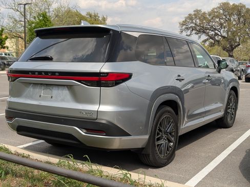 Used 2025 Lexus TX 350 AWD w/ Technology Package image 6