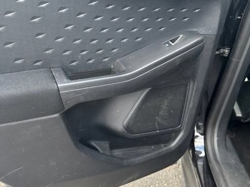 Used 2020 Ford Escape SE FWD image 5