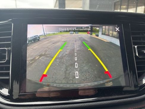 Used 2025 Dodge Durango GT AWD/4WD image 13
