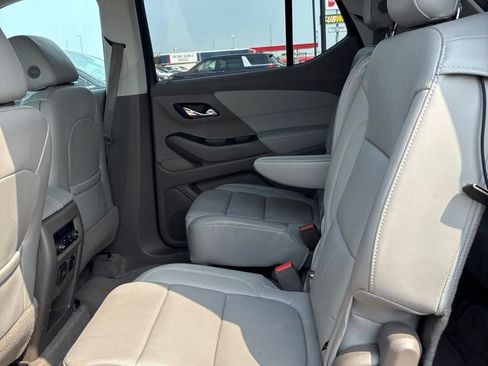 Used 2018 Chevrolet Traverse Premier w/ Driver Confidence II Package FWD image 25