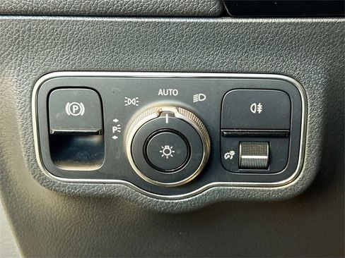 Certified 2022 Mercedes-Benz GLA 250 4MATIC w/ AMG Line image 10