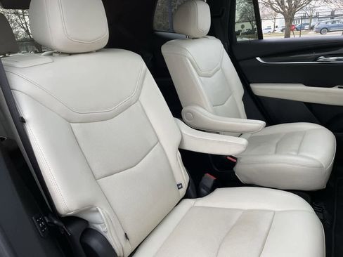 Certified 2023 Cadillac XT6 Sport w/ Technology Package image 23