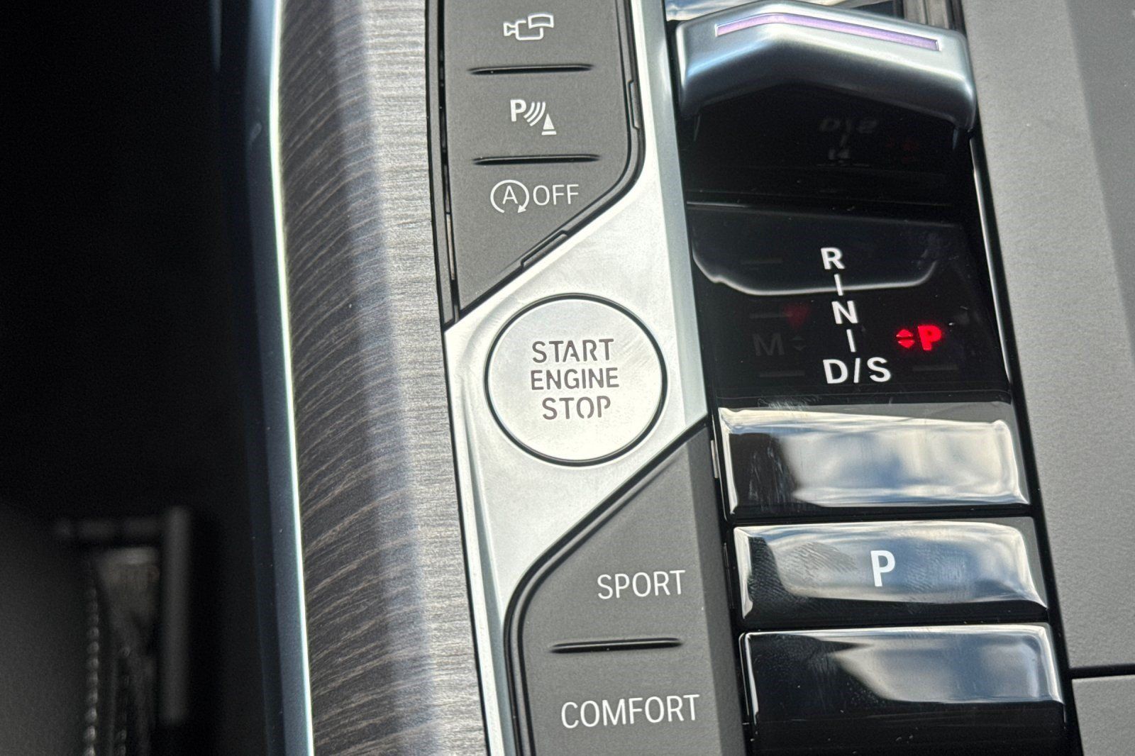 Used 2026 BMW 330i Sedan w/ Premium Package RWD image 16