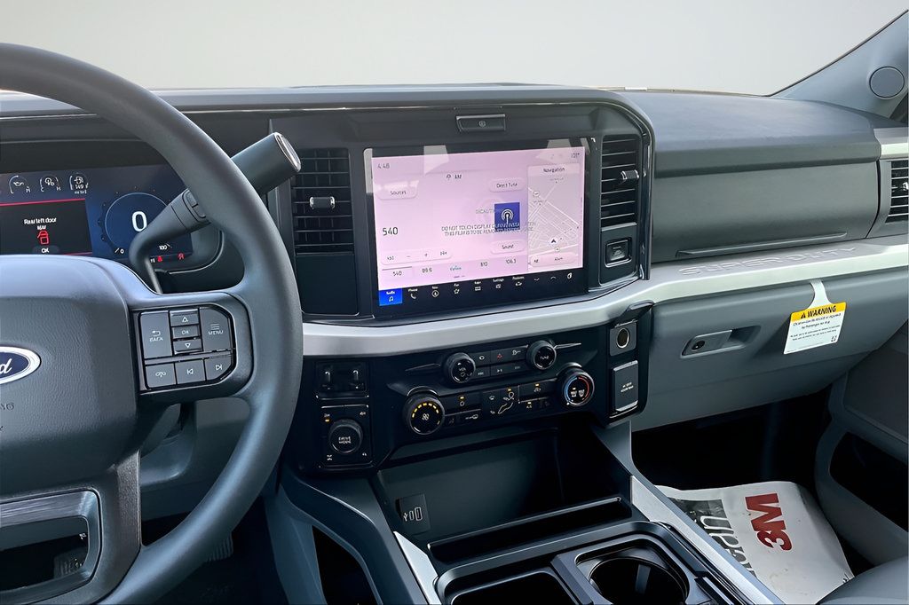 New 2025 Ford F250 XLT w/ Black Appearance Package AWD/4WD image 8