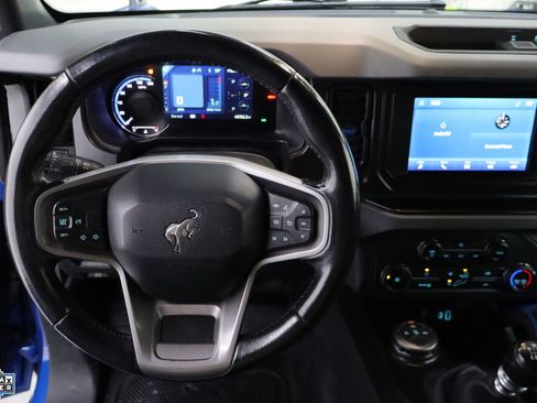 Used 2022 Ford Bronco Black Diamond image 18