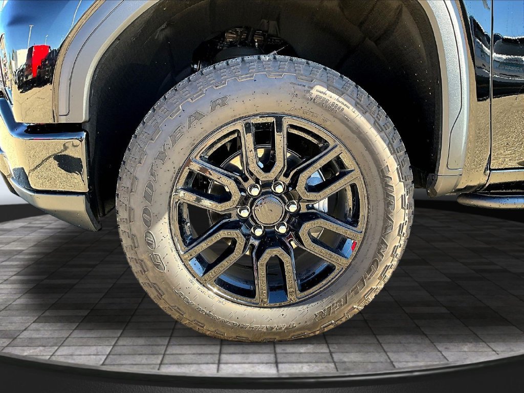 Used 2026 GMC Sierra 1500 AT4 w/ AT4 Premium Package AWD/4WD image 37