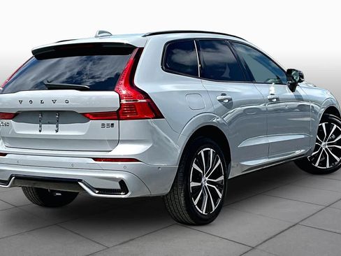 Used 2025 Volvo XC60 B5 Plus AWD/4WD image 13