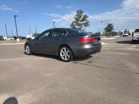 Used 2018 Jaguar XE Premium AWD/4WD image 2