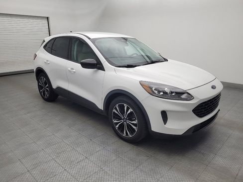 Used 2021 Ford Escape SE w/ SE Sport Appearance Package FWD image 11
