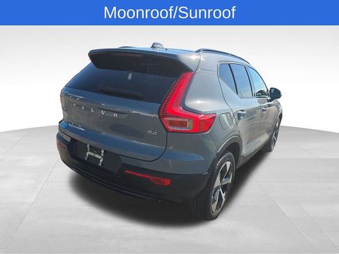 Used 2023 Volvo XC40 B4 Ultimate FWD image 6