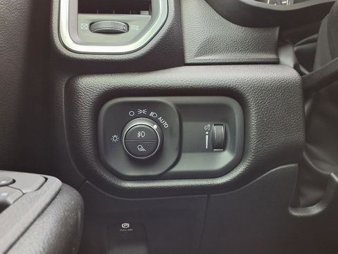 Used 2025 RAM 1500 Big Horn image 15