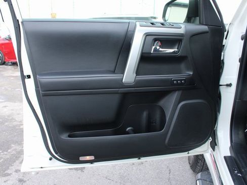 Used 2023 Toyota 4Runner Limited image 10