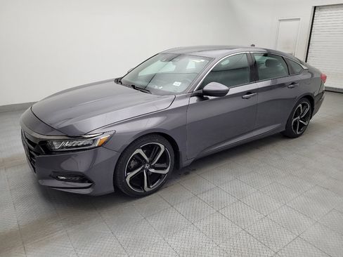 Used 2020 Honda Accord Sport image 2