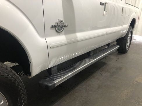 Used 2016 Ford F250 Lariat w/ Lariat Ultimate Package image 13