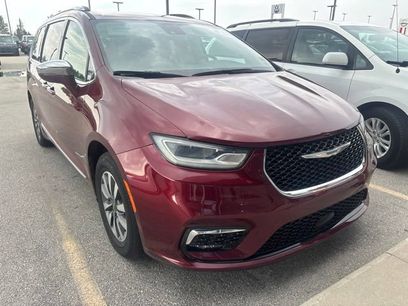 Used 2021 Chrysler Pacifica Limited