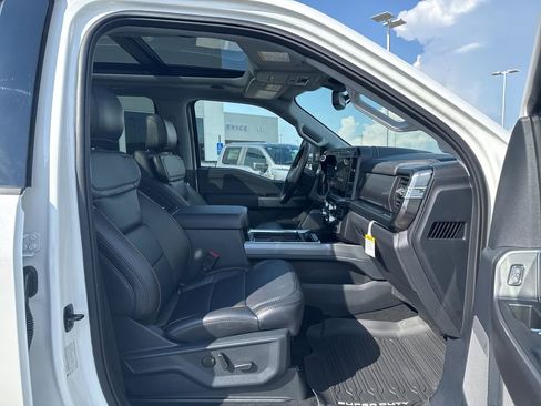 New 2025 Ford F250 Lariat w/ Lariat Ultimate Package image 21