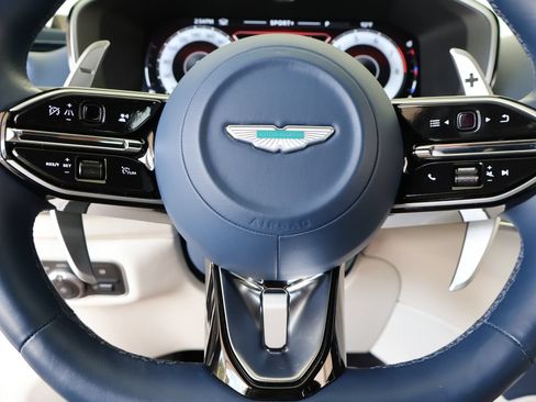 Used 2025 Aston Martin DBX 707 AWD/4WD image 24