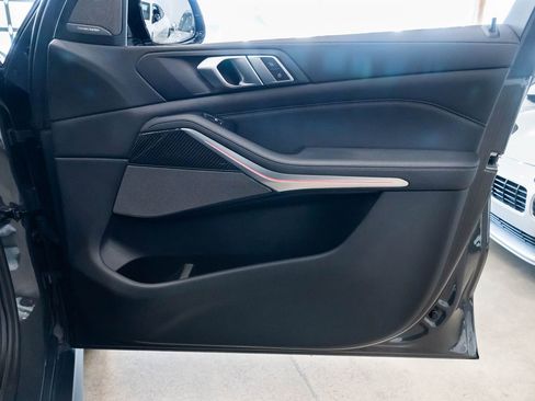 Used 2023 BMW X5 M50i w/ Executive Package image 25