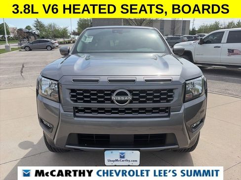 Used 2025 Nissan Frontier SV w/ SV Convenience Package image 3