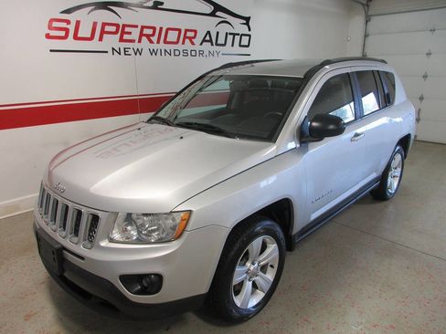 Used 2013 Jeep Compass Latitude image 8
