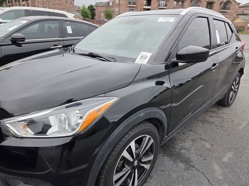 Used 2020 Nissan Kicks SV FWD image 4