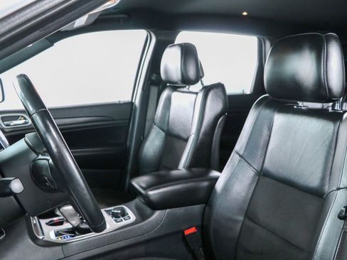 Used 2022 Jeep Grand Cherokee Laredo X AWD/4WD image 23
