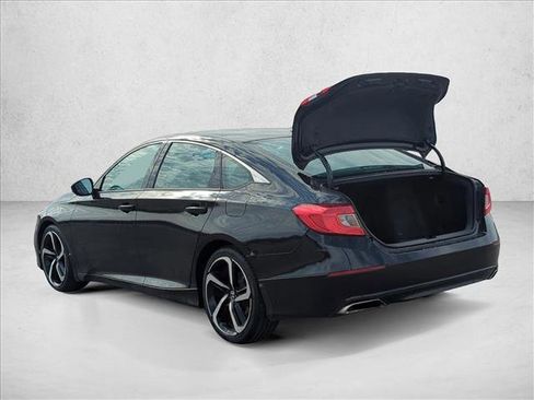 Used 2021 Honda Accord Sport image 6