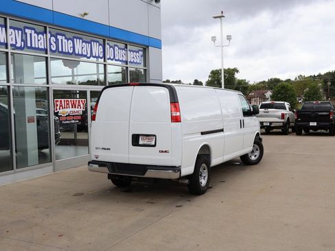 New 2025 GMC Savana 3500 Extended w/ Driver Convenience Package RWD image 37