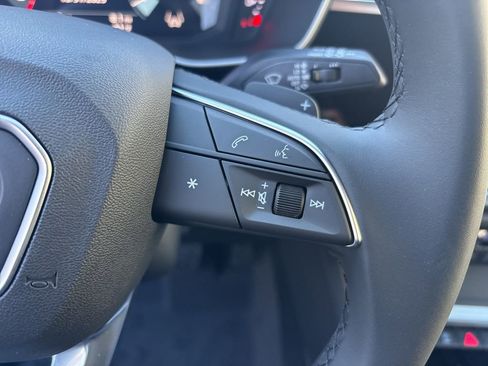 New 2025 Audi Q3 2.0T Premium image 22