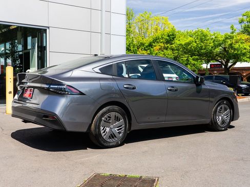New 2026 Nissan Sentra SV FWD image 6
