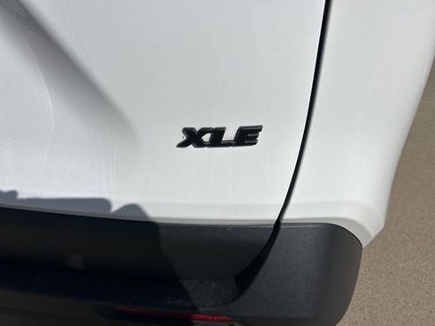 Used 2025 Toyota RAV4 XLE image 4
