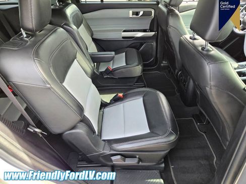 Certified 2022 Ford Explorer XLT image 14