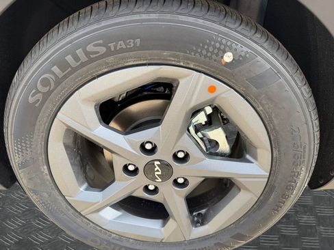 New 2025 Kia K4 LXS FWD image 20