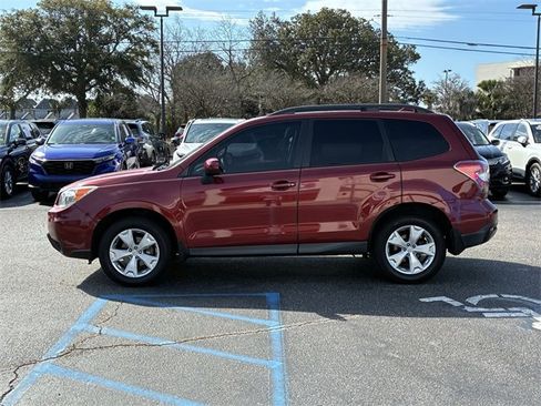 Used 2016 Subaru Forester 2.5i Premium image 5