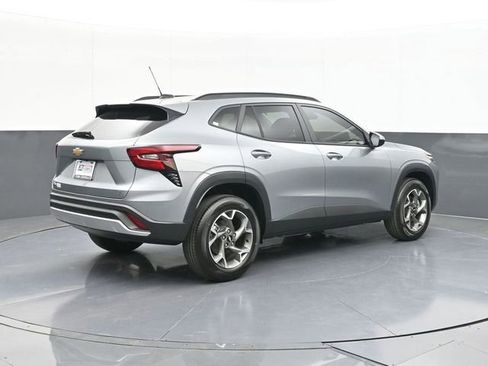 New 2026 Chevrolet Trax LT image 13