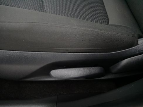 Used 2025 Toyota RAV4 LE image 20