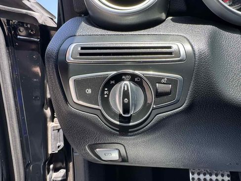 Used 2015 Mercedes-Benz C 300 4MATIC Sedan image 10