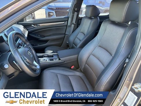 Used 2019 Honda Accord Sport image 17