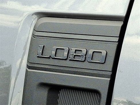 New 2025 Ford Maverick Lobo image 13