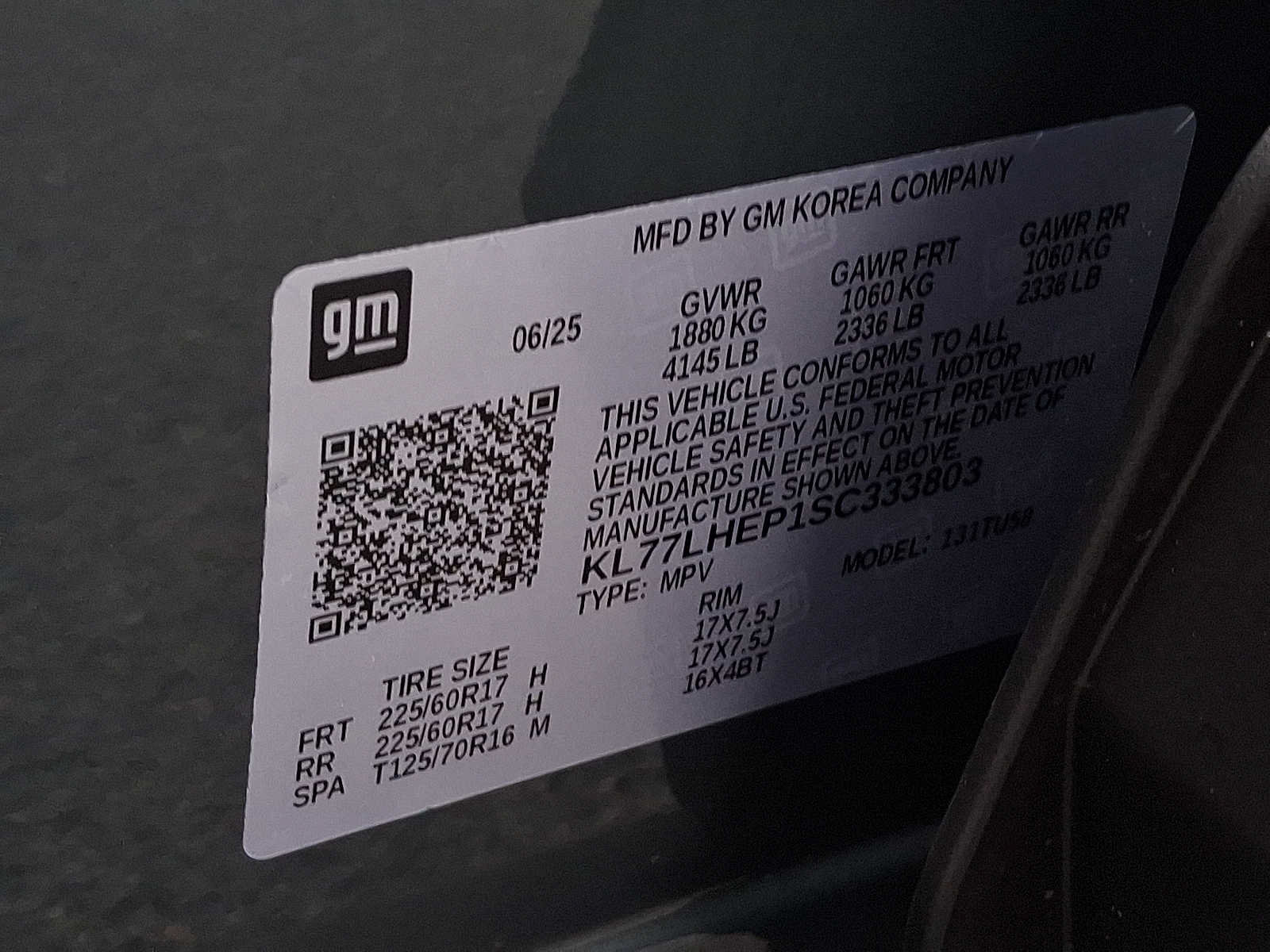 Used 2025 Chevrolet Trax LT w/ Driver Confidence Package FWD image 26