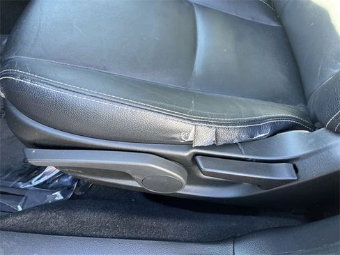 Used 2015 Subaru Crosstrek 2.0i Limited image 12