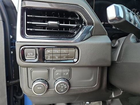 New 2026 GMC Yukon XL Elevation w/ LPO, Floor Liner Package image 16