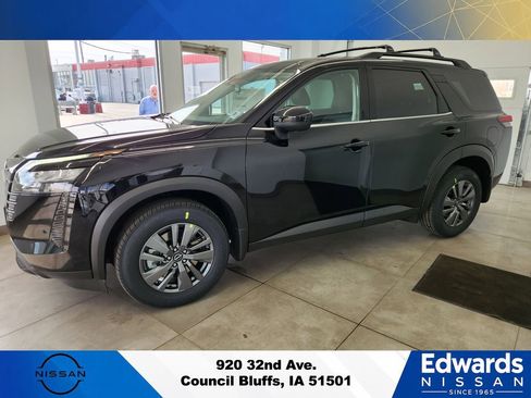 New 2026 Nissan Pathfinder SV AWD/4WD image 3