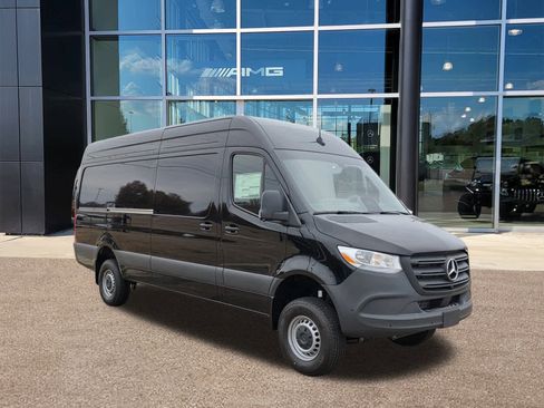 New 2026 Mercedes-Benz Sprinter 2500 image 2