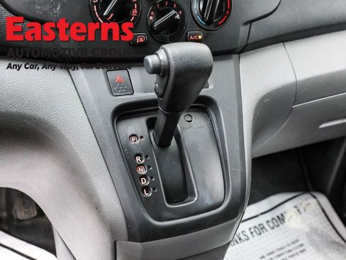 Used 2019 Nissan NV200 SV w/ Navigation Package image 13