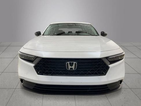 New 2025 Honda Accord SE image 9