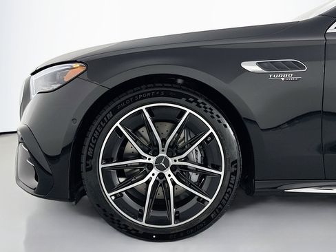 New 2026 Mercedes-Benz E 53 AMG e 4MATIC Sedan image 9