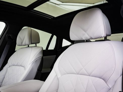 New 2026 BMW X6 xDrive40i image 20