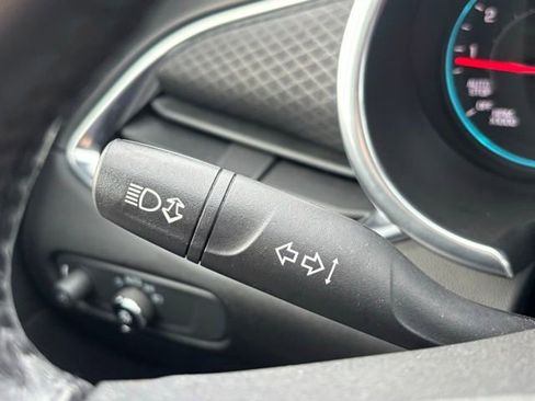 Used 2016 Chevrolet Malibu LT image 21