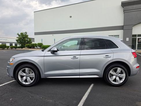 Used 2018 Audi Q5 2.0T Premium Plus w/ Premium Plus Package AWD/4WD image 11
